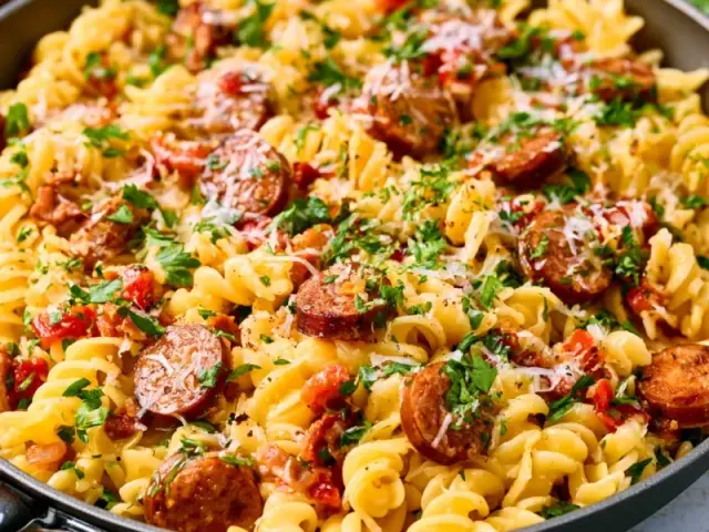 Summer Sausage Pasta That Pleases a Crowd