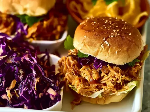 Weeknight Crockpot Pulled Chicken Sliders